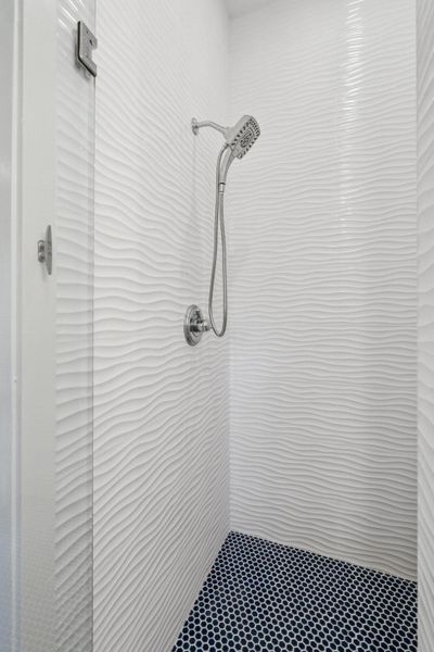 Image 81 of a home in .