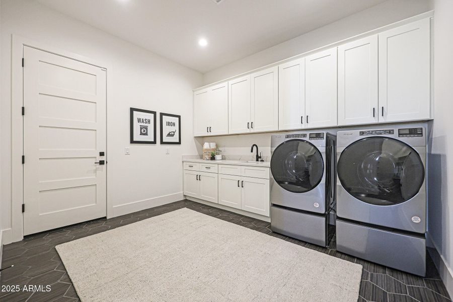 Model Home B (41) Laundry - Craft Room