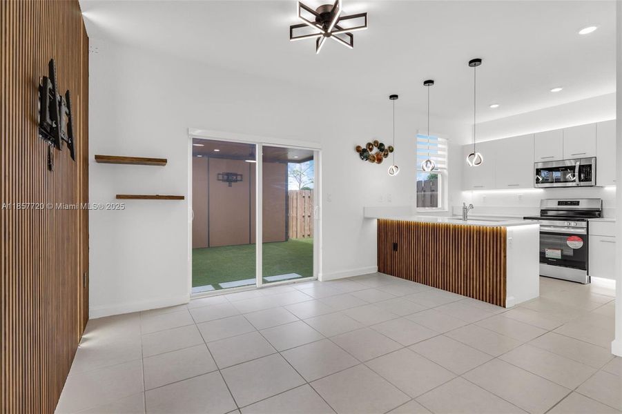 Image 37 of a home in .