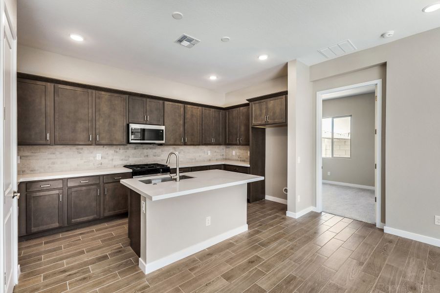 Furnished interior view inside a new home in Mira Vista at Victory, Buckeye (Image 2). Furnished interior view inside a new home in Mira Vista at Victory, Buckeye (Image 2).