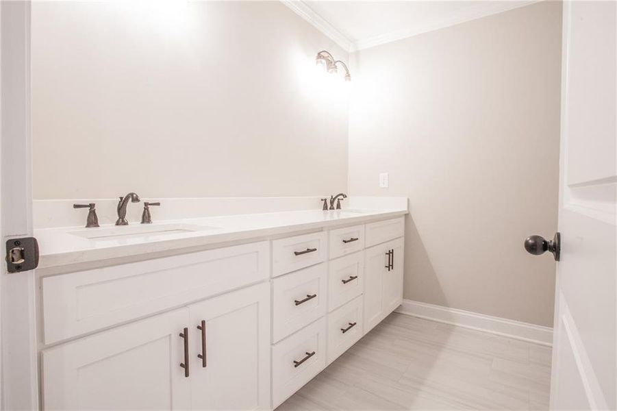 Close-up of interior finishes inside a home in , Villa Rica (Image 9).