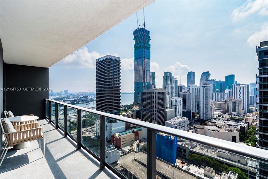 Condo located in Miami, FL showcasing its design and architecture (Image 23).
