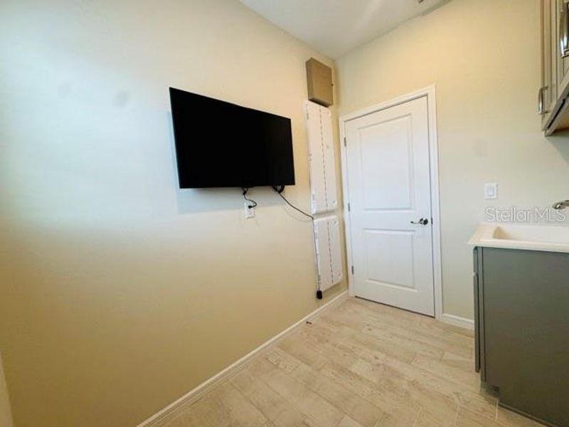 Image 38 of a home in .