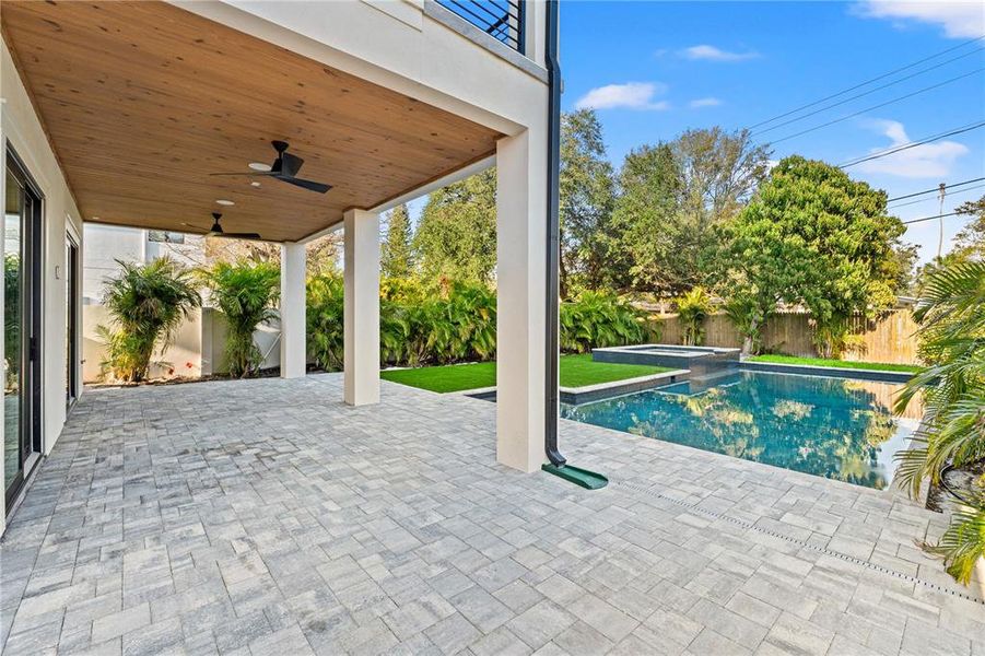 Exterior details and patio area of a home in , Tampa (Image 3).