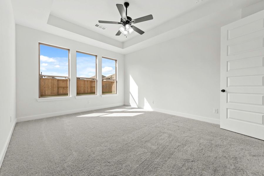 Representative image. Features, specifications, selections and colors may vary. Representative image. Features, specifications, selections and colors may vary.