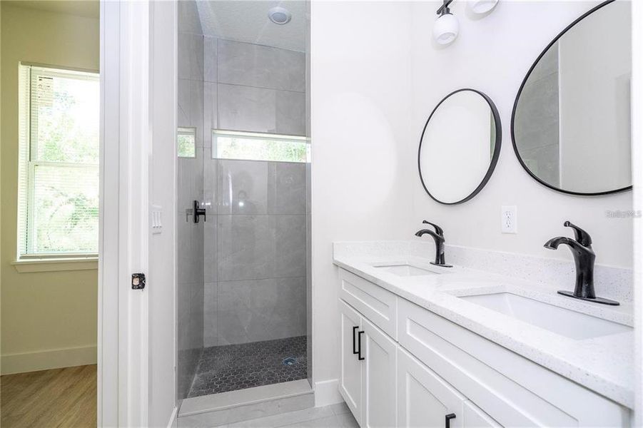 Furnished interior view inside a new home in , Apopka (Image 4).