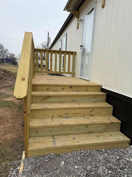 Exterior details and patio area of a home in , Pelican Bay (Image 15).