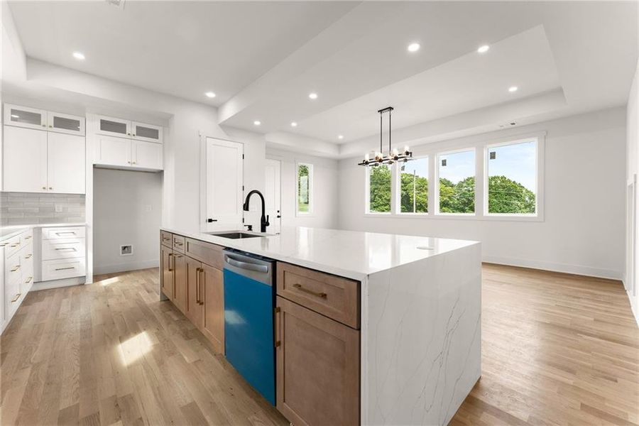 Furnished interior view inside a new home in , Clermont (Image 8).