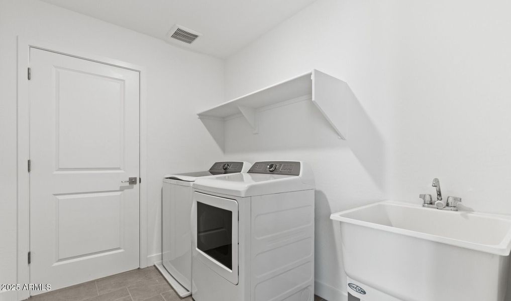 Manor Lot #52 Laundry Room (Large) Manor Lot #52 Laundry Room (Large)