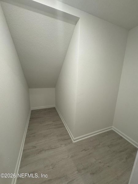 Spacious, unfurnished interior of a new home in Hyland Trail, Green Cove Springs (Image 17).