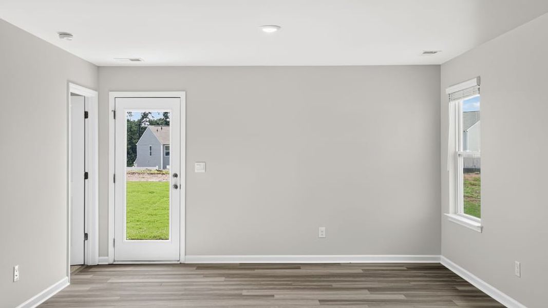 Spacious, unfurnished interior of a new home in Varner Station, Woodruff (Image 27).