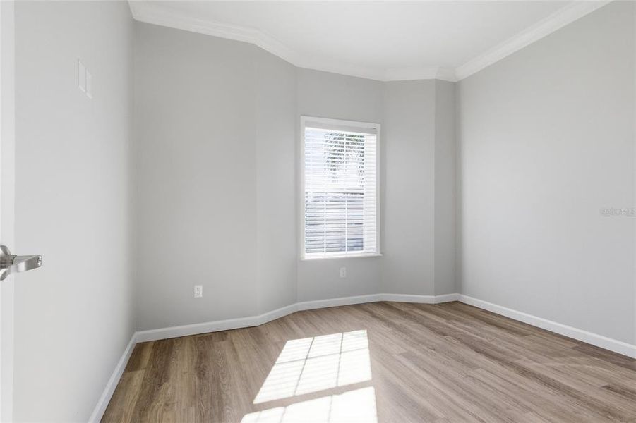 Spacious, unfurnished interior of a new home in , Venice (Image 21).