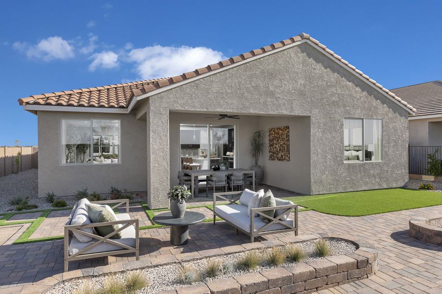 Representative exterior details of a home built from the Cobalt by Mattamy Homes in Rosewood Heights, San Tan Valley (Image 4).