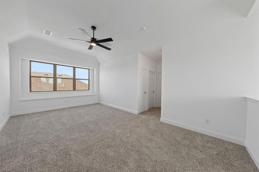 Spacious, unfurnished interior of a new home in , Venus (Image 12). Spacious, unfurnished interior of a new home in , Venus (Image 12).