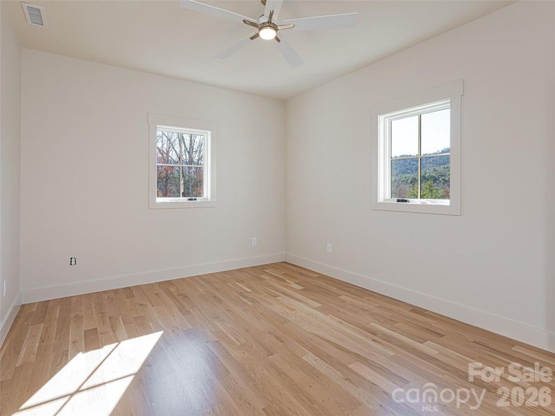 Spacious, unfurnished interior of a new home in , Asheville (Image 46).