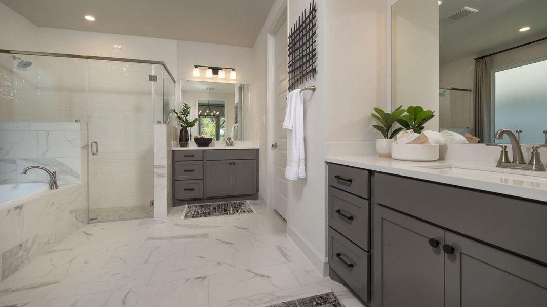 Furnished interior view inside a new home in Briggs Ranch, San Antonio (Image 74).