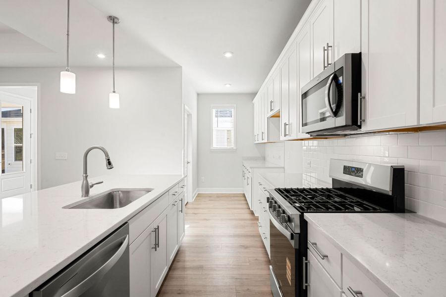 Furnished interior view inside a new home in Sun City Hilton Head, Bluffton (Image 14). Furnished interior view inside a new home in Sun City Hilton Head, Bluffton (Image 14).