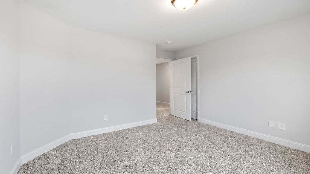 Spacious, unfurnished interior of a new home in Rutledge Estates, Woodruff (Image 25).