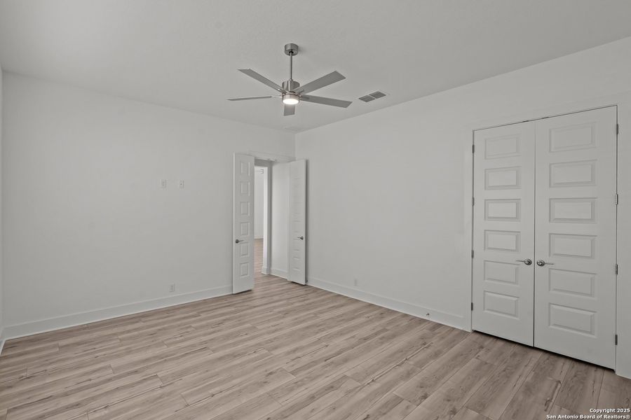Spacious, unfurnished interior of a new home in Mesa Western, Cibolo (Image 27). Spacious, unfurnished interior of a new home in Mesa Western, Cibolo (Image 27).