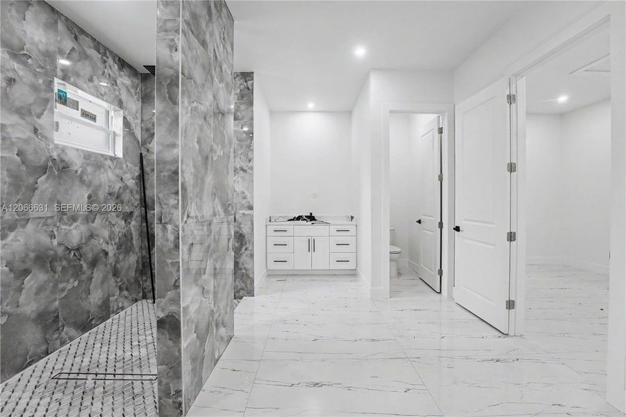 Furnished interior view inside a new home in , Lehigh Acres (Image 14).
