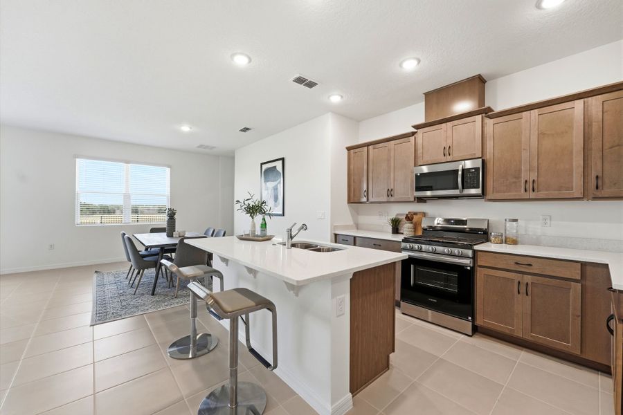 Representative furnished interior of a home built from the Haven by Risewell Homes in Cypress Bluff, Groveland (Image 8).