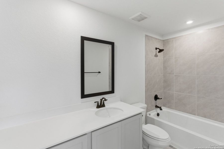 Image 39 of a home in The Crossvine – Garden Homes. Image 39 of a home in The Crossvine – Garden Homes.