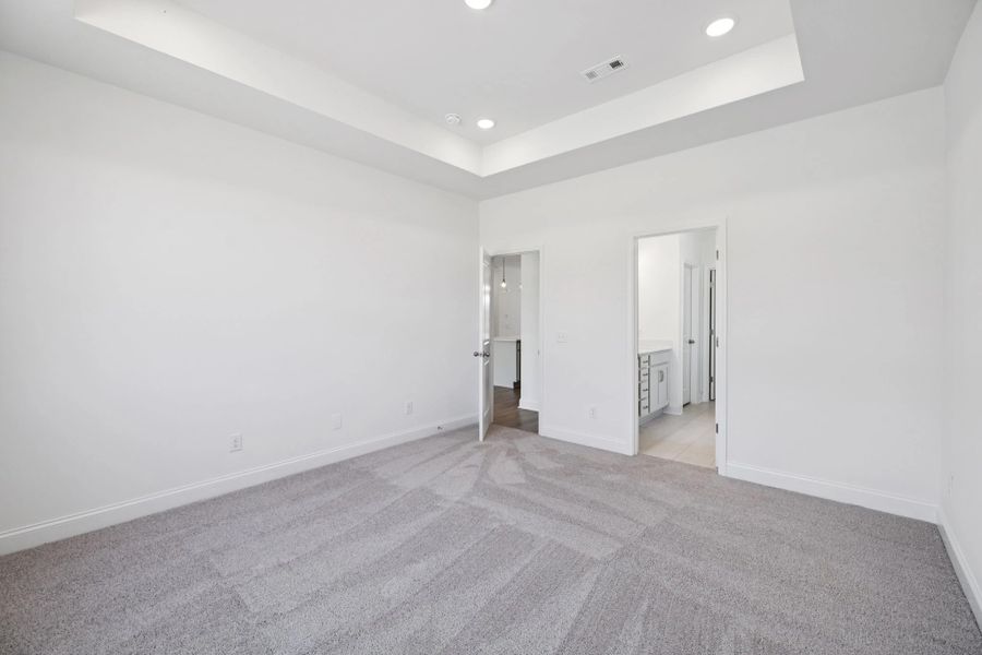 Spacious, unfurnished interior of a new home in Willow Landing, Mount Juliet (Image 30).