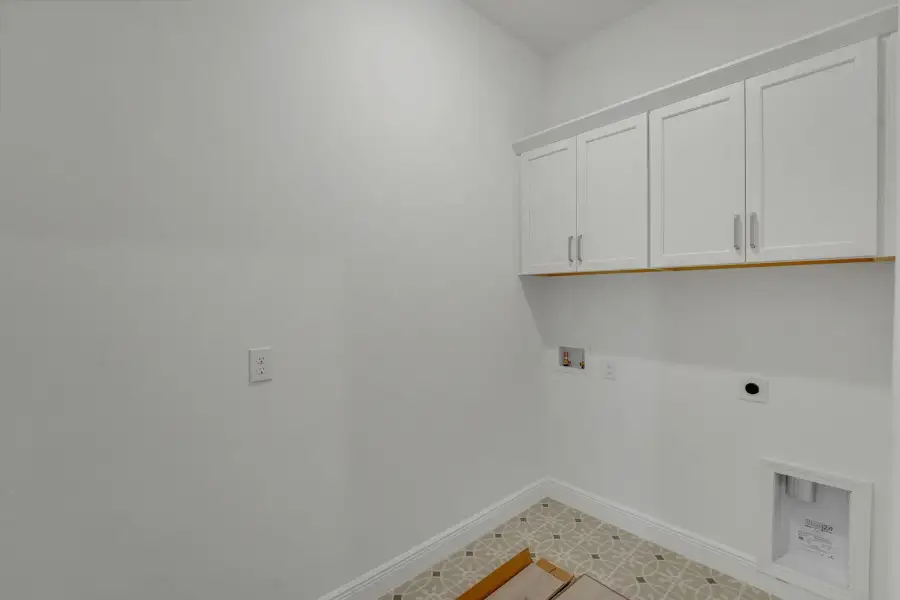 4br New Home in Winter Garden, FL.  - Slide 25