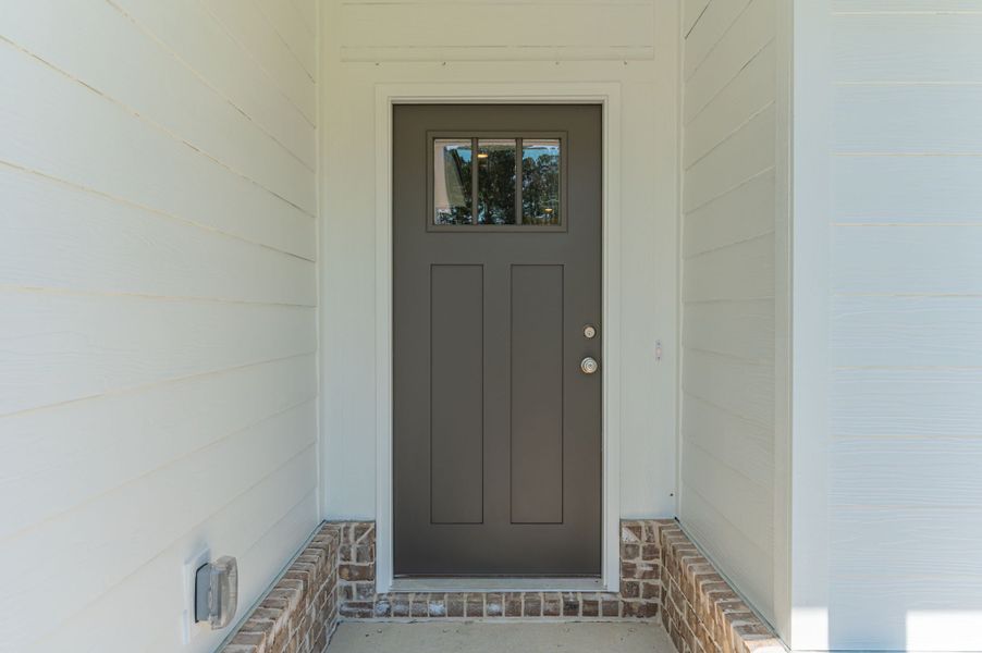 Representative exterior details of a home built from the Georgia by CJL Homes in McCarthy Estates, Defuniak Springs (Image 24).