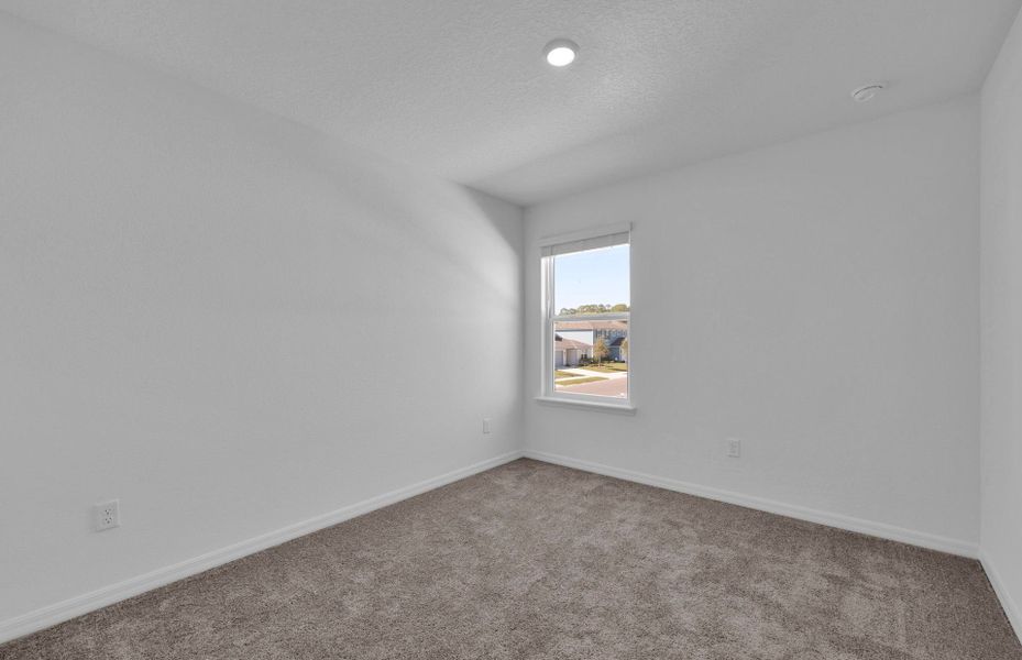 Spacious, unfurnished interior of a new home in Wells Landing, Jacksonville (Image 19).