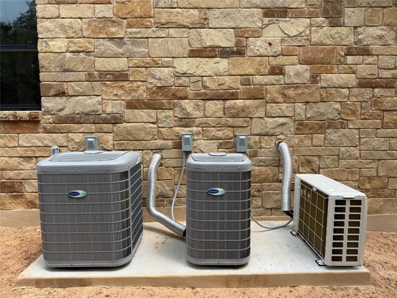 3 A/C units for superior cooling and flexibility in different areas of home.