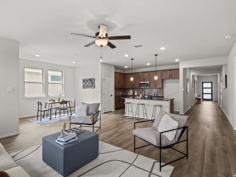 Furnished interior view inside a new home in Hannah Heights, Seguin (Image 16).