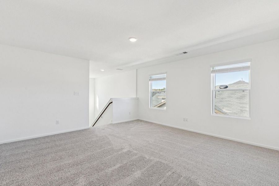 Spacious, unfurnished interior of a new home in Montgomery Bend, Montgomery (Image 35).
