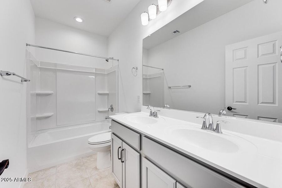 hj-az-phx-cantamia-duet-lily-lot-30135-b