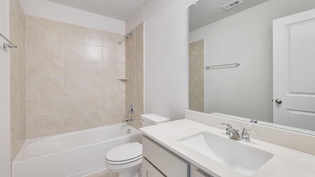 Representative furnished interior of a home built from the Driskill by Brightland Homes in Mostyn Springs, Magnolia (Image 13).