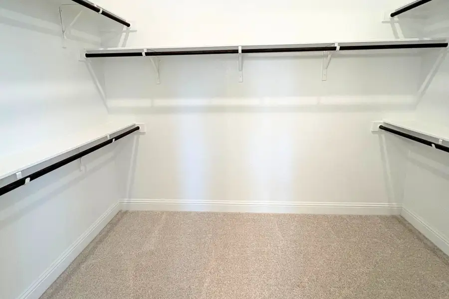 Spacious, unfurnished interior of a new home in Highland Village, Georgetown (Image 12). Spacious, unfurnished interior of a new home in Highland Village, Georgetown (Image 12).