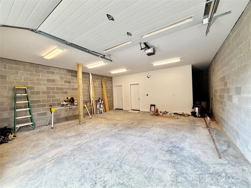 Image 32 of a home in .