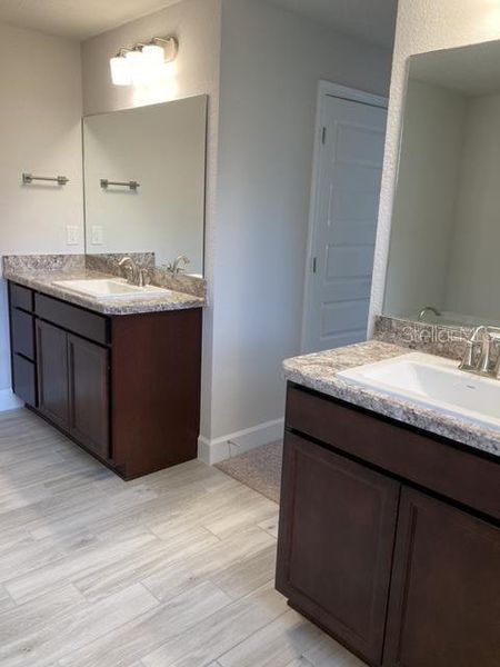 Furnished interior view inside a new home in , Ocala (Image 7).