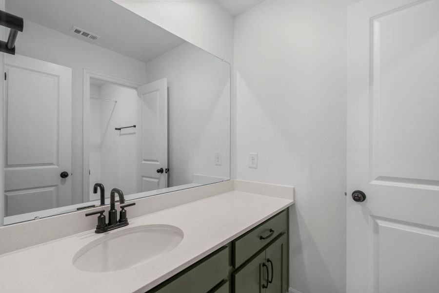 Note: Sample product photo. Actual exterior and interior selections may vary by homesite. Photo may be virtually staged