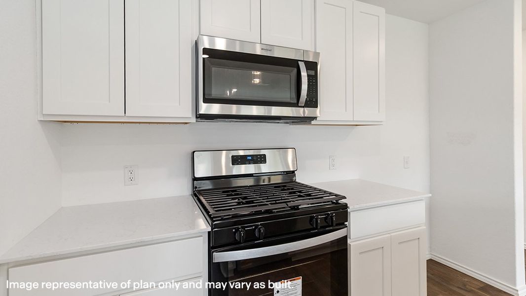 Representative furnished interior of a home built from the The Robin by D.R. Horton in Blue Ridge Ranch, San Antonio (Image 9). Representative furnished interior of a home built from the The Robin by D.R. Horton in Blue Ridge Ranch, San Antonio (Image 9).