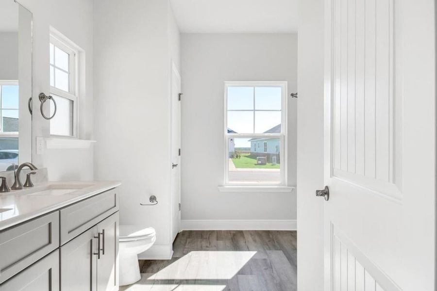 Representative furnished interior of a home built from the Plan 1530 by Adams Homes in Ridgeway Landing, Crestview (Image 8).
