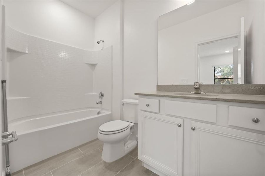 Furnished interior view inside a new home in , Orlando (Image 5).