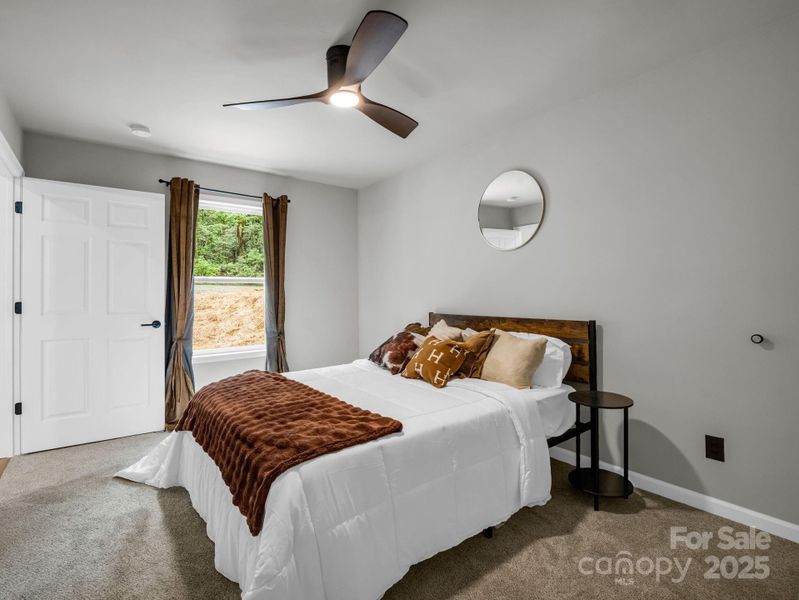 257 Roadrunner Circle Lake Lure NC 28746-22 257 Roadrunner Circle Lake Lure NC 28746-22