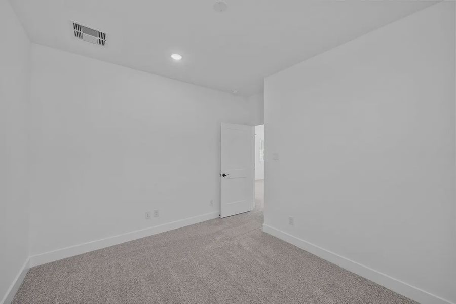 Spacious, unfurnished interior of a new home in Bridgeland Courtyard, Cypress (Image 22).