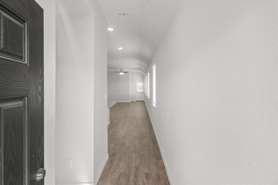 Spacious, unfurnished interior of a new home in Retreat at Fossil Creek, Fort Worth (Image 8). Spacious, unfurnished interior of a new home in Retreat at Fossil Creek, Fort Worth (Image 8).