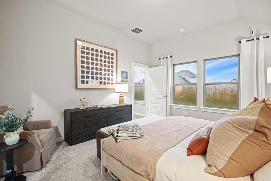 Furnished interior view inside a new home in Trinity Ranch, Elgin (Image 20).
