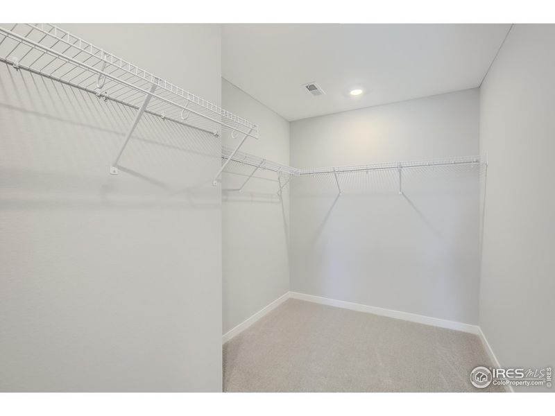 Spacious, unfurnished interior of a new home in Waterfield, Fort Collins (Image 19). Spacious, unfurnished interior of a new home in Waterfield, Fort Collins (Image 19).