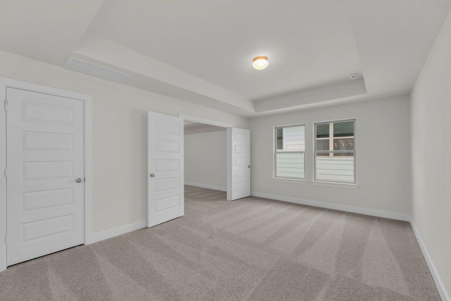 Spacious, unfurnished interior of a new home in Santa Rita Ranch - 60', Liberty Hill (Image 19).