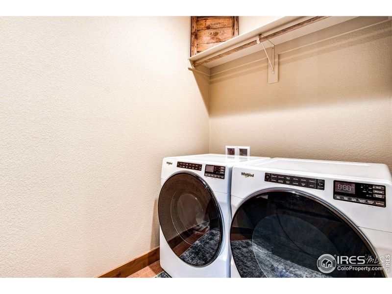 Close-up of interior finishes inside a home in , Estes Park (Image 18).