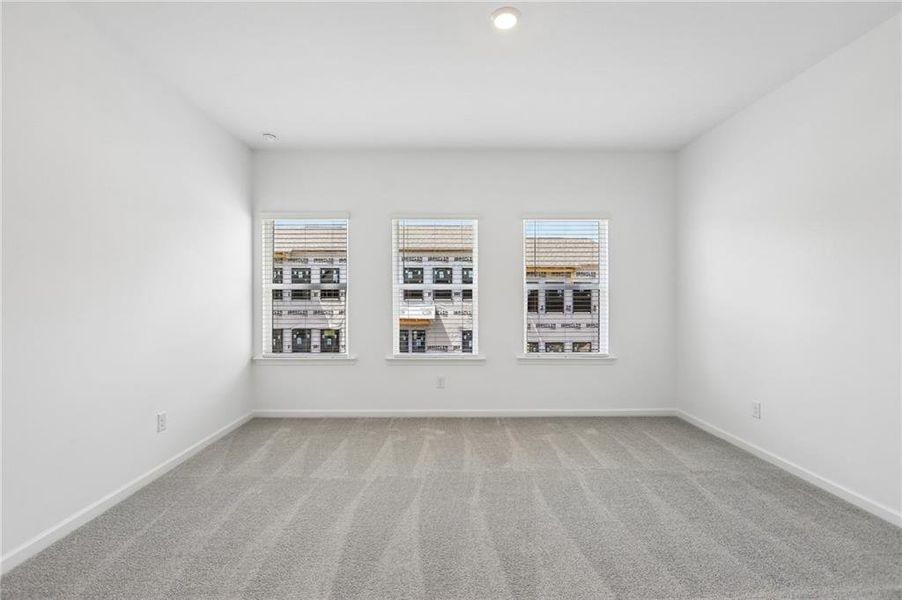 Spacious, unfurnished interior of a new home in Alder Creek, Cumming (Image 23).